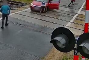 Видео держит в напряжении до последней секунды