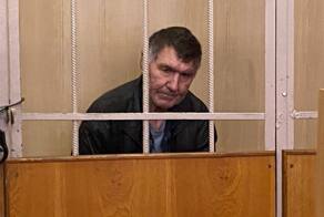 Весной мы активно обсуждали (посты: раз, два, три) поступок гражданина Шапкина, который убил и расчленил стимпанк-модельера в квартире на Загородном проспекте в Санкт-Петербурге