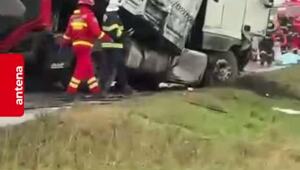 Страшная авария произошла в Румынии и унесла жизни водителя и пассажира легкового авто