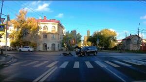 Сегодня утром в Севастополе 67-летний пенсионер за рулем Toyota отправил на лечение 17-летнего владельца мопеда "Альфа"