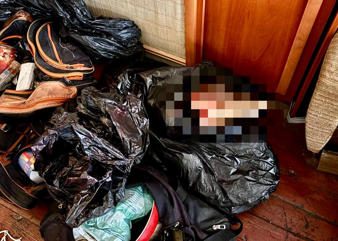 Весной мы активно обсуждали (посты: раз, два, три) поступок гражданина Шапкина, который убил и расчленил стимпанк-модельера в квартире на Загородном проспекте в Санкт-Петербурге Весной мы активно обсуждали (посты: раз, два, три) поступок гражданина Шапкина, который убил и расчленил стимпанк-модельера в квартире на Загородном проспекте в Санкт-Петербурге