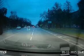 Немножко сегодняшнего Петербурга

#Питер, #у_меня_хрен_проскочишь, #дтп