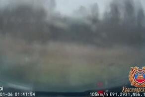 Всему виной, конечно, три шестерки

Сегодня утром под Ачинском, на 666-м км трассы Р-255 