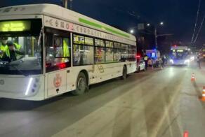 Сегодня днем в Новочебоксарске троллейбус сбил 10-летнего мальчика, который во время разговора по телефону вышел на дорогу на красный сигнал светофора