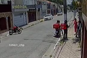 Ой 

Смотрел заурядное ограбление в бразильском Сан-Паулу и внезапно покраснел