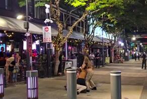 Авторские зарисовки вечернего Брисбена*

Снято несколько часов назад нашим читателем Иваном