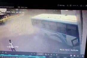 Пропустил товарища

Большой везунчик живет и работает в индийском Этавахе (штат Уттар-Прадеш)