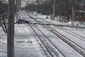 Гвозди бы делать из этих старушек