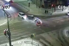 Похоже, водитель мыслями был где-то далеко