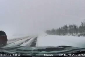 Под Череповцом водитель Haval выехал на встречную полосу и устроил массовое ДТП