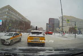 Не, у этого не проскочишь