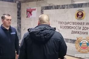 С утра очень торопился, говорит