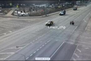 Курьеры, таксисты, жилые массивы,