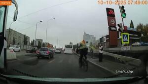 И даже голову не повернул