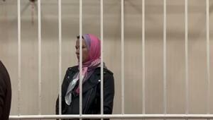 "Ее поймали, арестовали, велели паспорт показать"