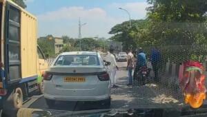 Урок окончен

Дело было в индийском Бангалоре в последний день октября