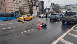 ️По предварительной информации, на Ленинградском проспекте водитель автомобиля «Пежо» совершил наезд на мужчину, который двигался в инвалидном кресле по проезжей части