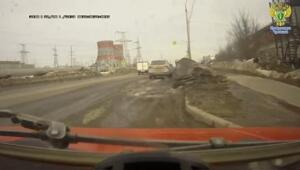 Радиус для разворота взял, как будто он на КАМАЗЕ