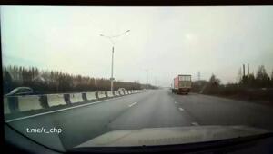 Четвертый лишний

Снято, предположительно, под Саранском