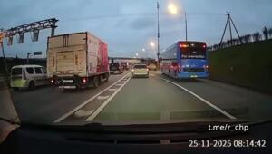 Мы все учились понемногу…

Ученик на электробусе осваивает азы вождения в столице