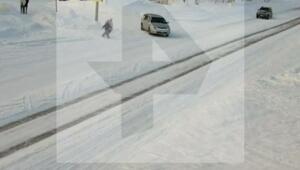 Автолюбитель на внедорожнике влетел в двоих детей в Красноярском крае