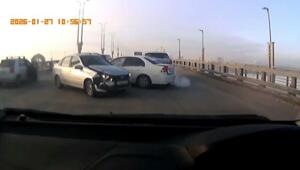 Сегодня утром на Метромосту в Омске произошло два ДТП с участием девяти машин