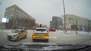 Не, у этого не проскочишь