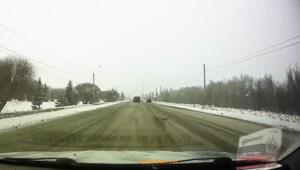 Да, он плохо видит