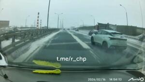 Здравствуйте, один тут в левом ряду отдыхаете?