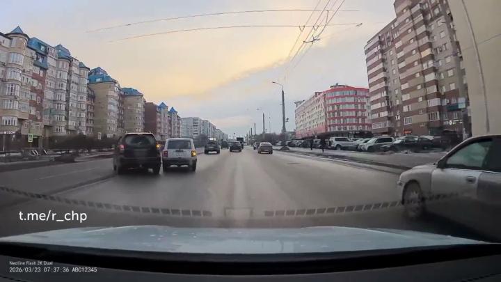 Расступились, я сказал!