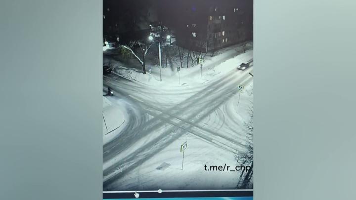 Озимый мотоциклист разминается