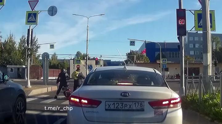 Двое из ларца на колесиках

На этой неделе в Ленобласти