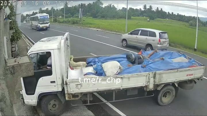 Ляг, отдохни и послушай, что я скажу