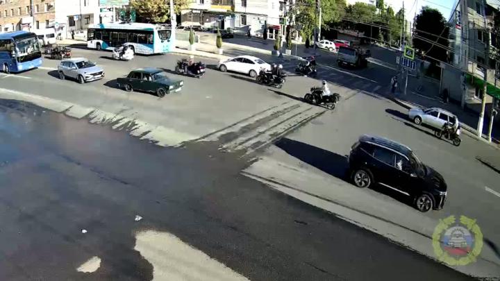 Байкеры Волгограда в минувшую субботу закрывали сезон
