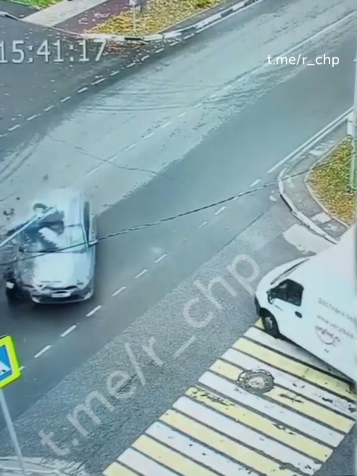 Прилетел