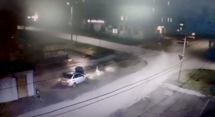 У Гранты был приоритет, но водителю BMW, видимо, лень было пропускать