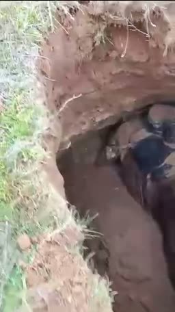 Только пуля казака во степи догонит, только пуля казака с коня собьёт