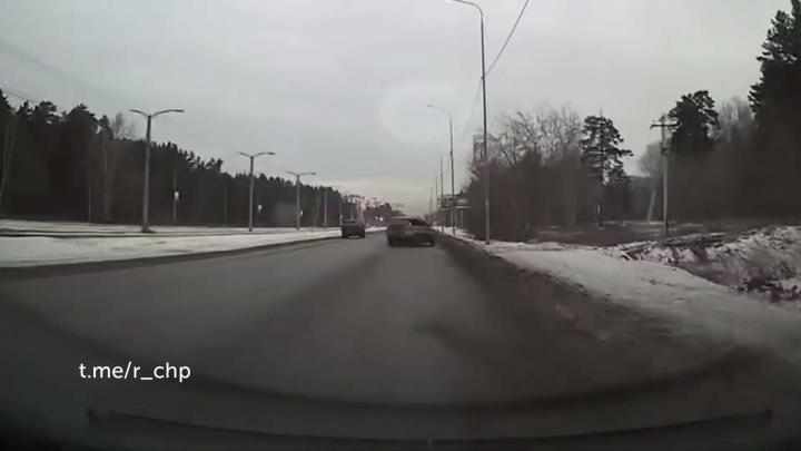 И до столба докопался

Сегодня утром в Ангарске