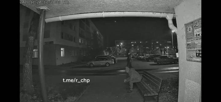 Сидишь, покуриваешь, с неба метеорит падает