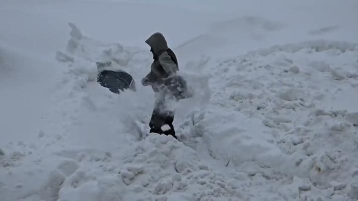 И о погоде

По-разному у нас в стране люди живут