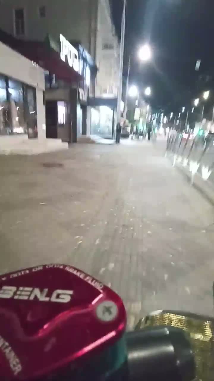 В Краснодаре замечено долгожданное пополнение у местного мотобата - мотоциклы Роял Энфилд на 450 кубов