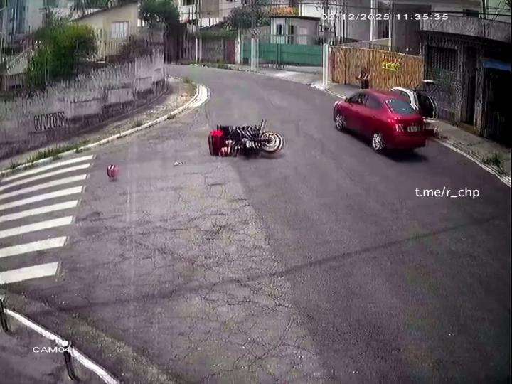 Полицейский в отставке и грабители