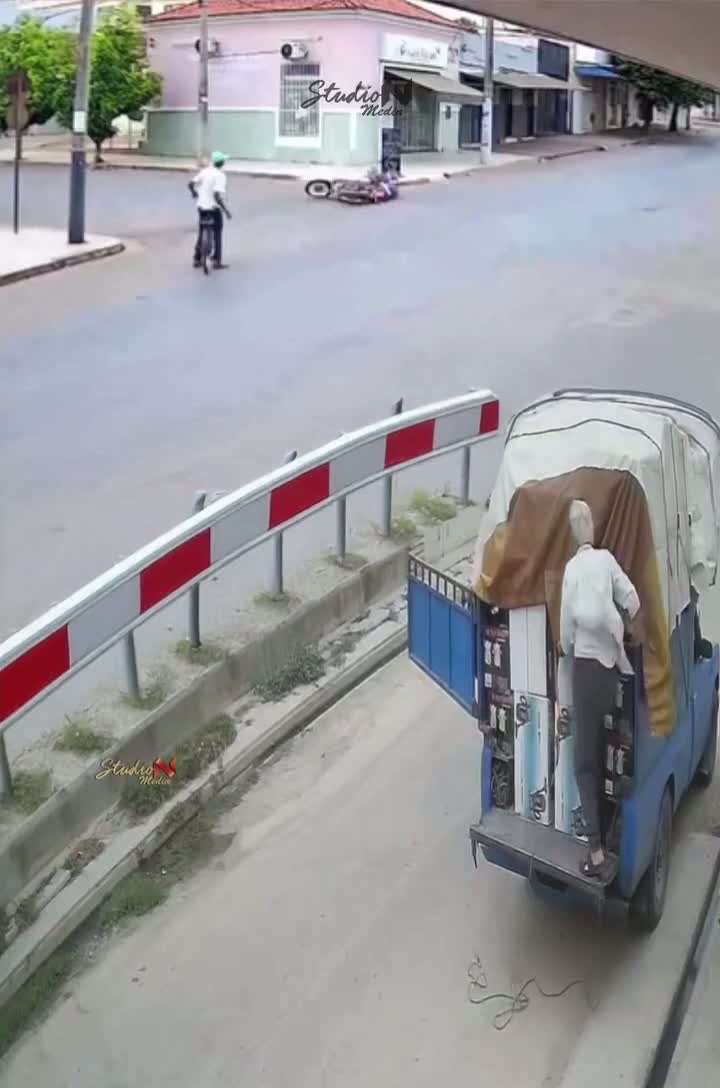  Что здесь происходит?