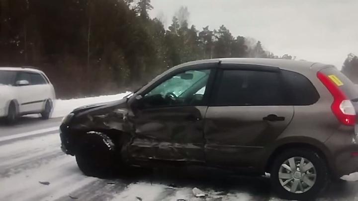 ДТП под Тюменью с двух камер