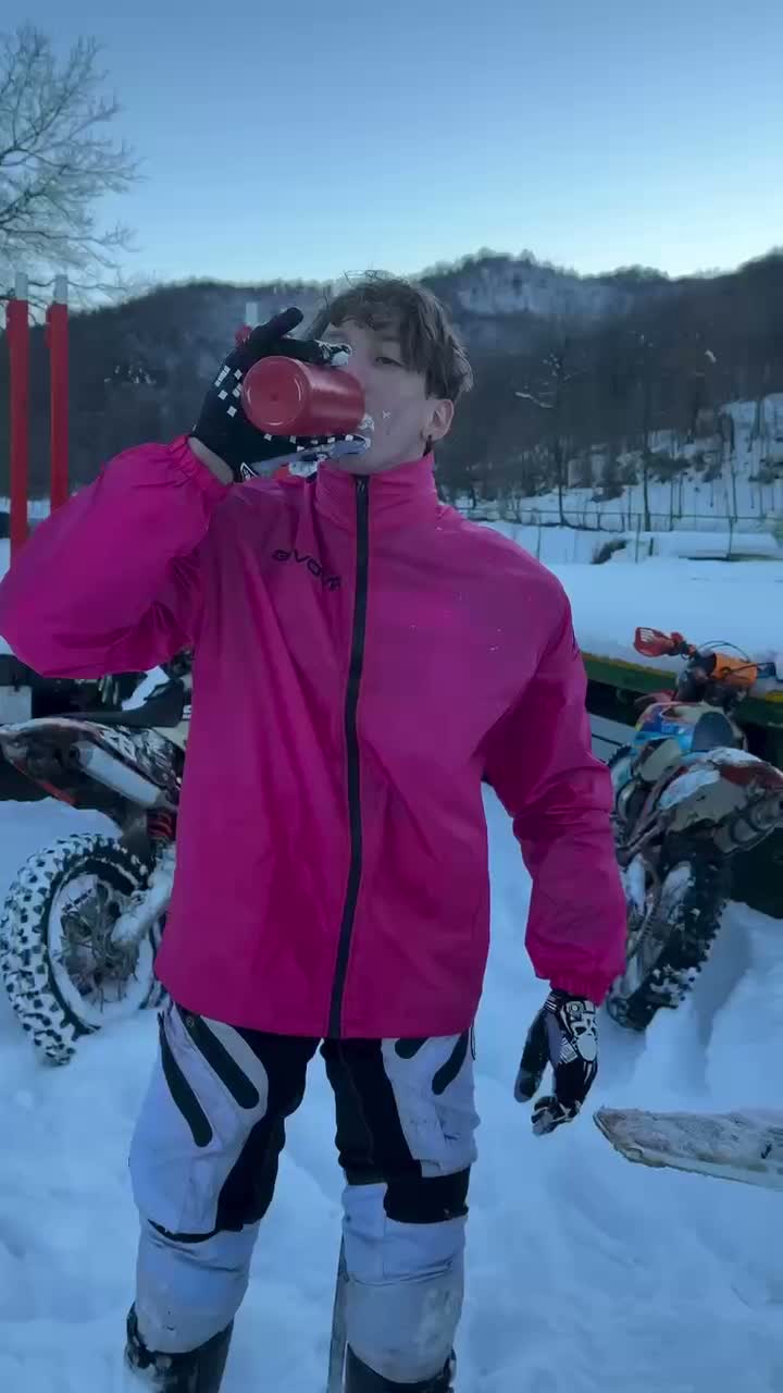 Асфальт не прощает