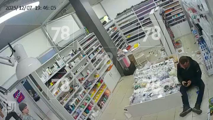 Начинаем праздновать потихоньку, товарищи