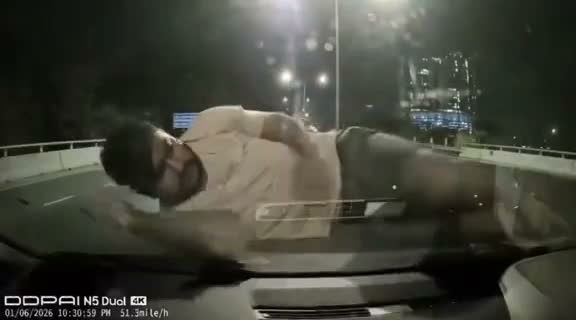 После ДТП можно и расслабиться