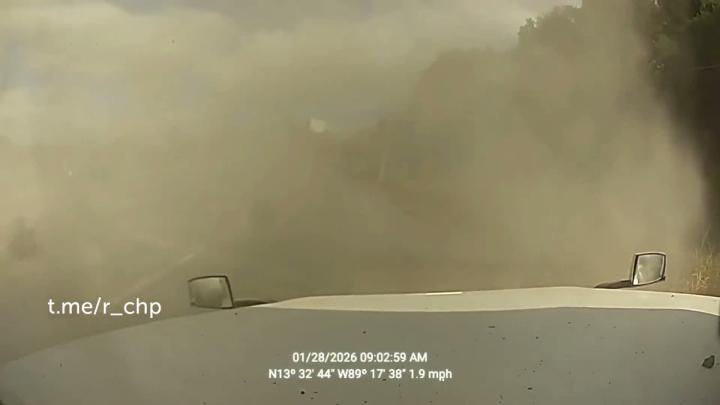 Сам не дотянулся, но есть же отбойник