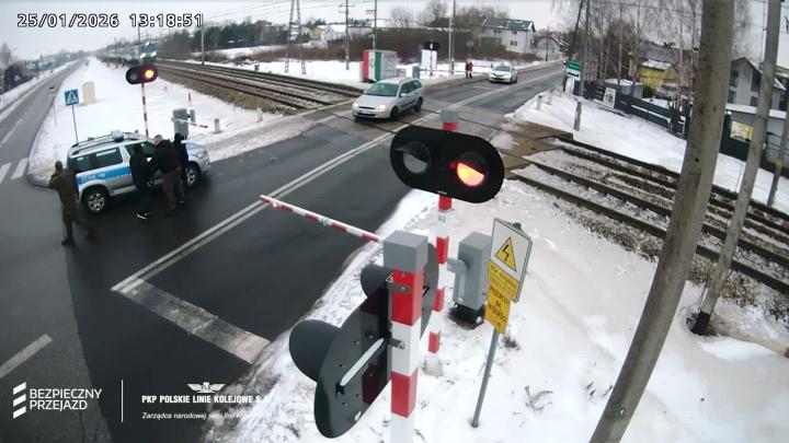 Второй ракурс - огонь!