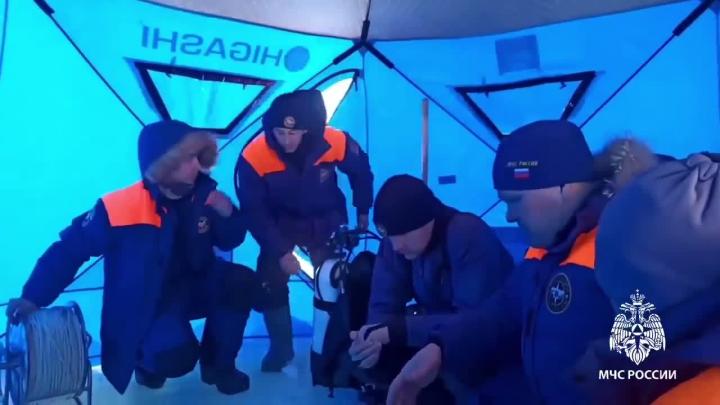 Так сегодня доставали семерых китайцев и водителя "буханки" со дна Байкала